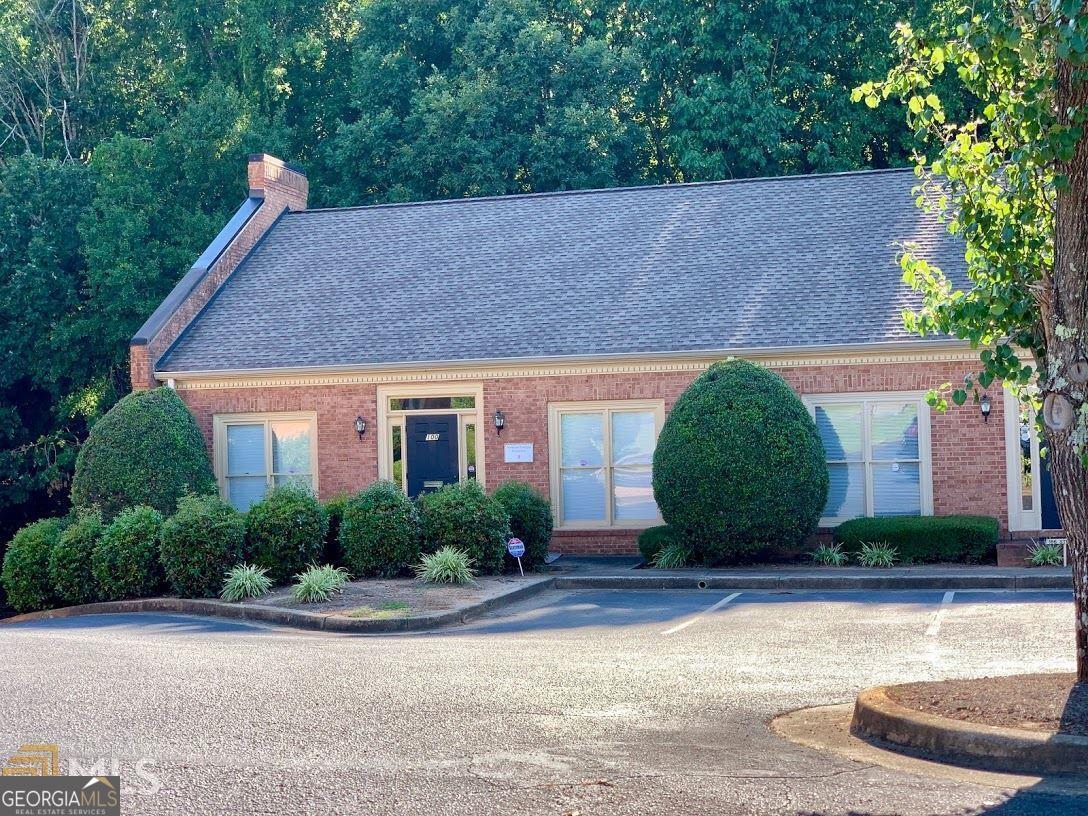 186 Ben Burton Circle # 100 Property Photo 1