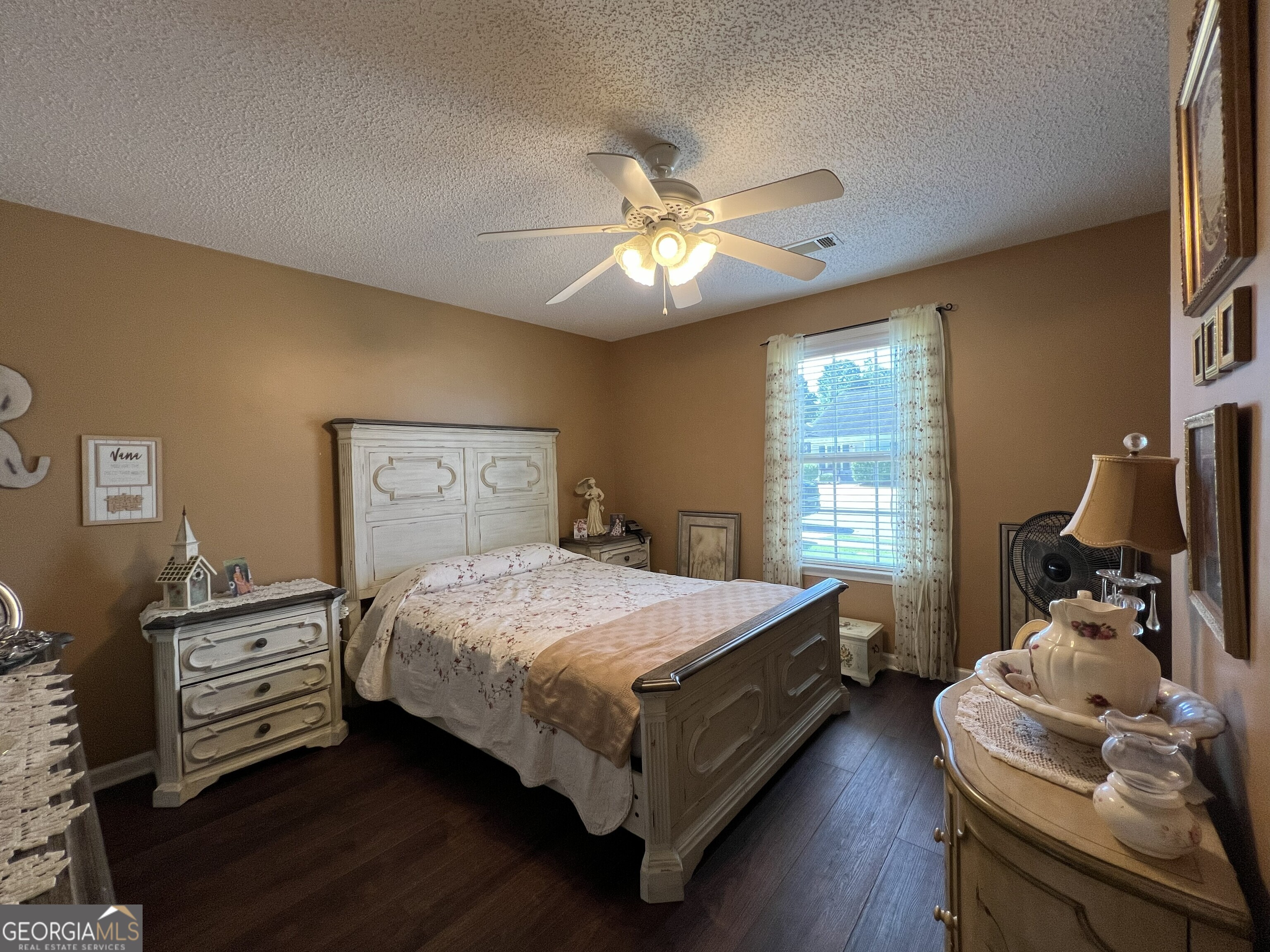 1711 Summerwoods Lane Property Photo 10