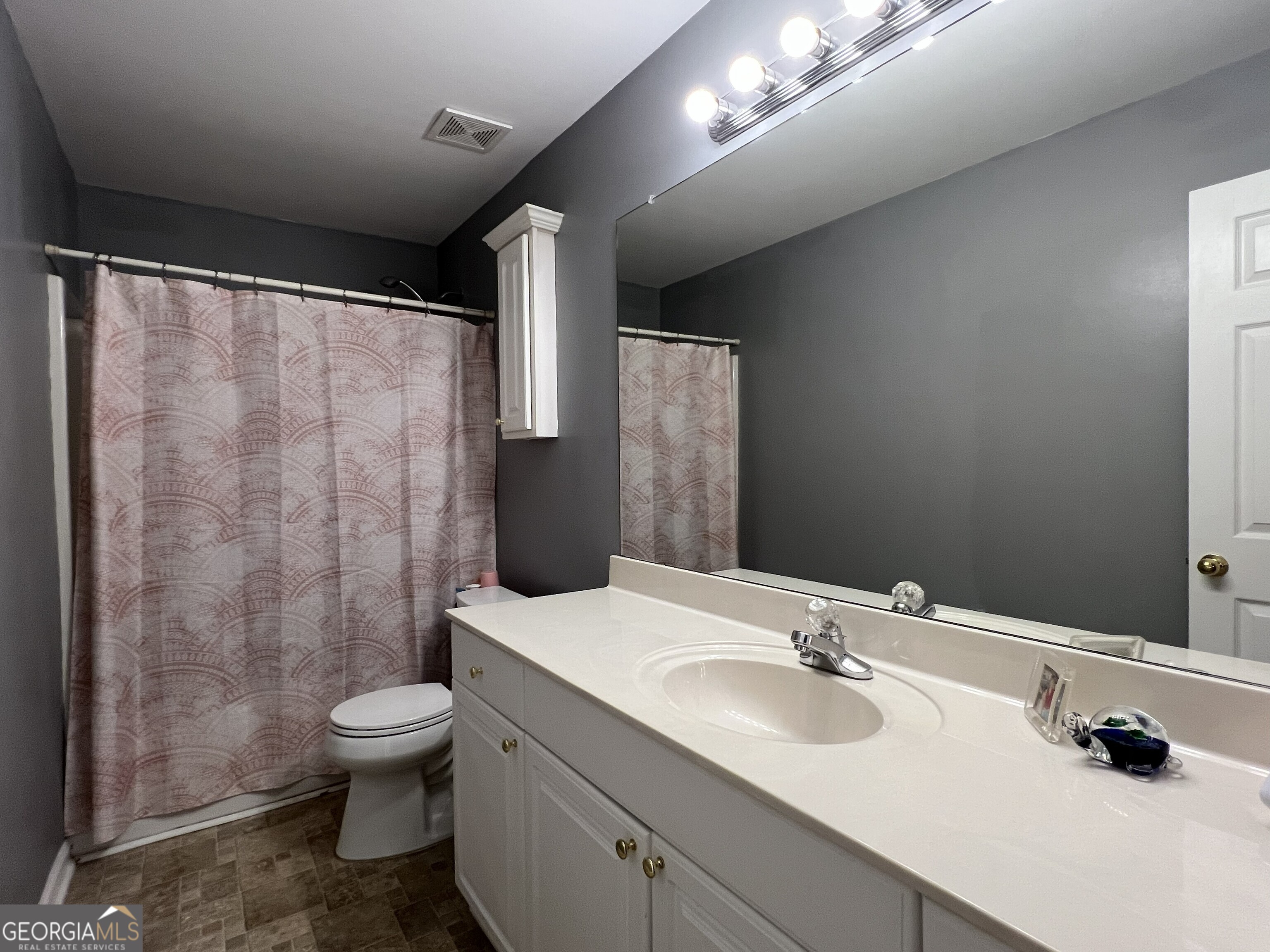 1711 Summerwoods Lane Property Photo 15