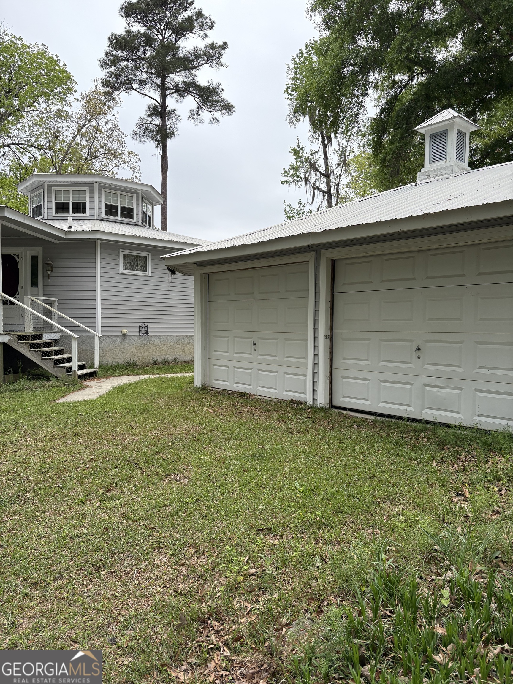 466 Scenic Rte Property Photo 2