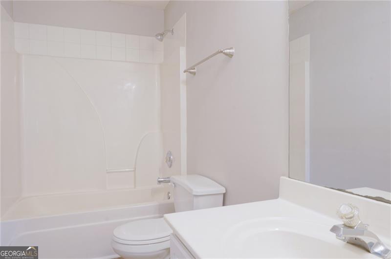 2333 Laurelfield Drive Property Photo 14