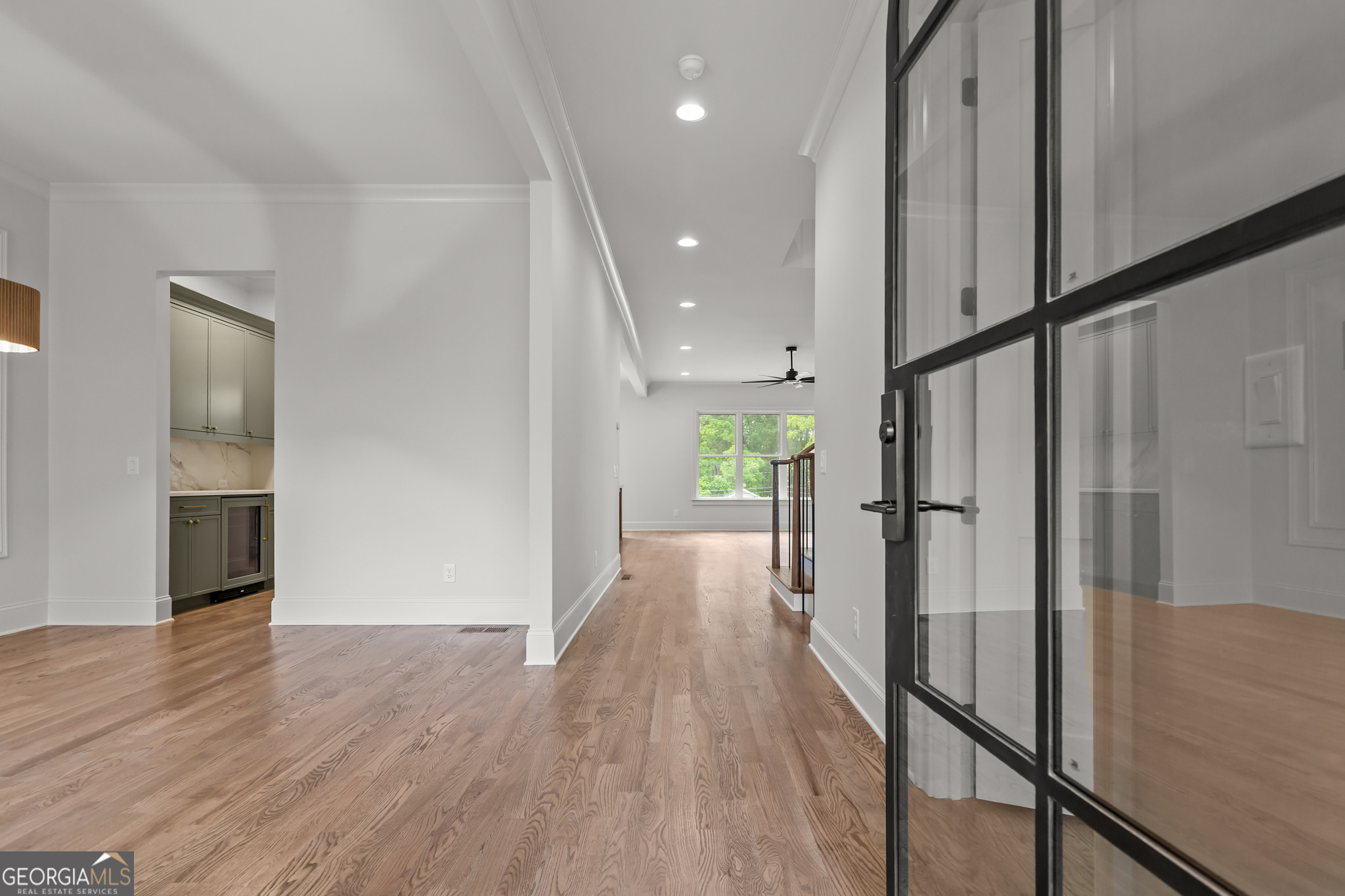 29 E Park Street Property Photo 9