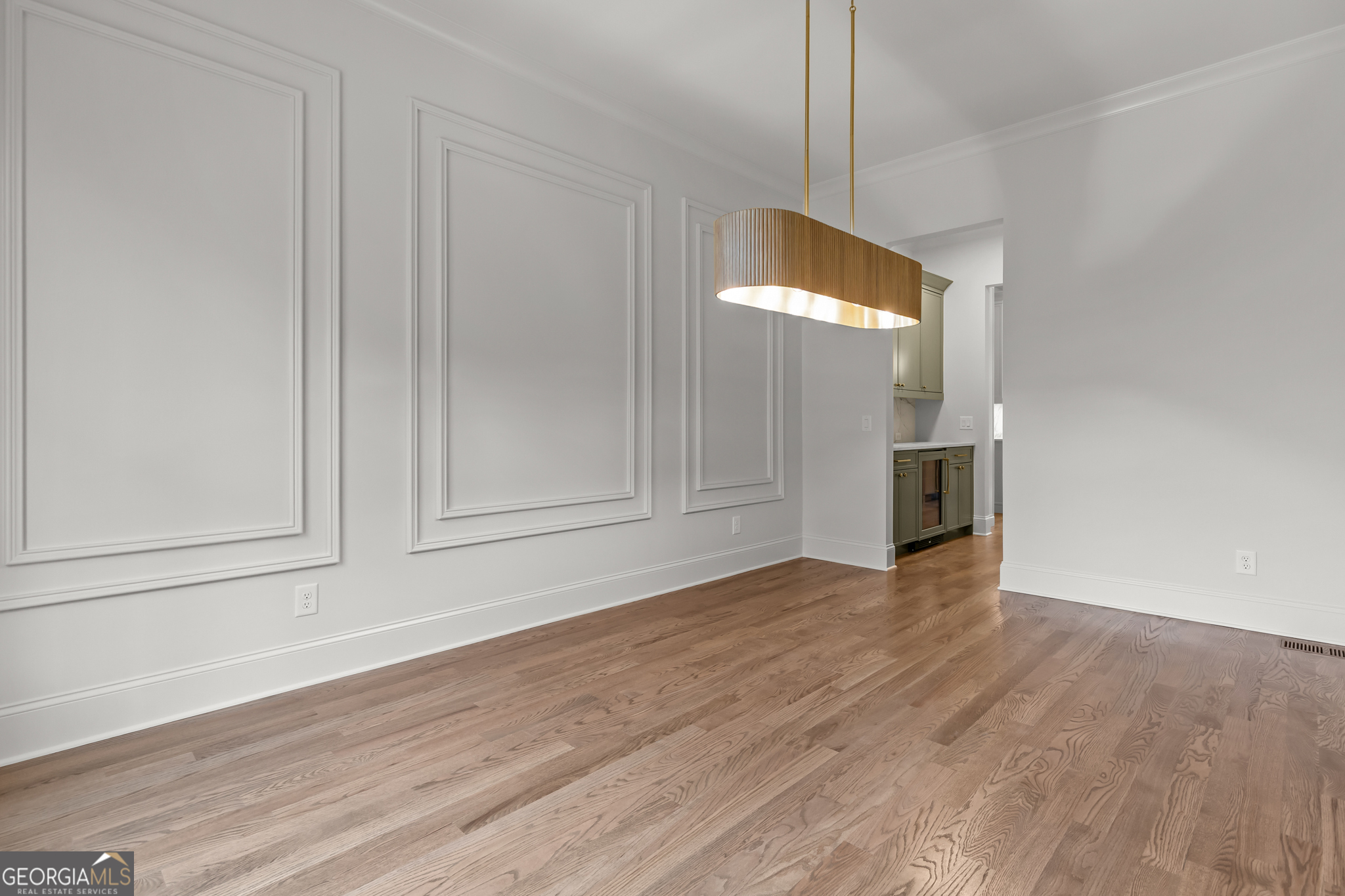 29 E Park Street Property Photo 11