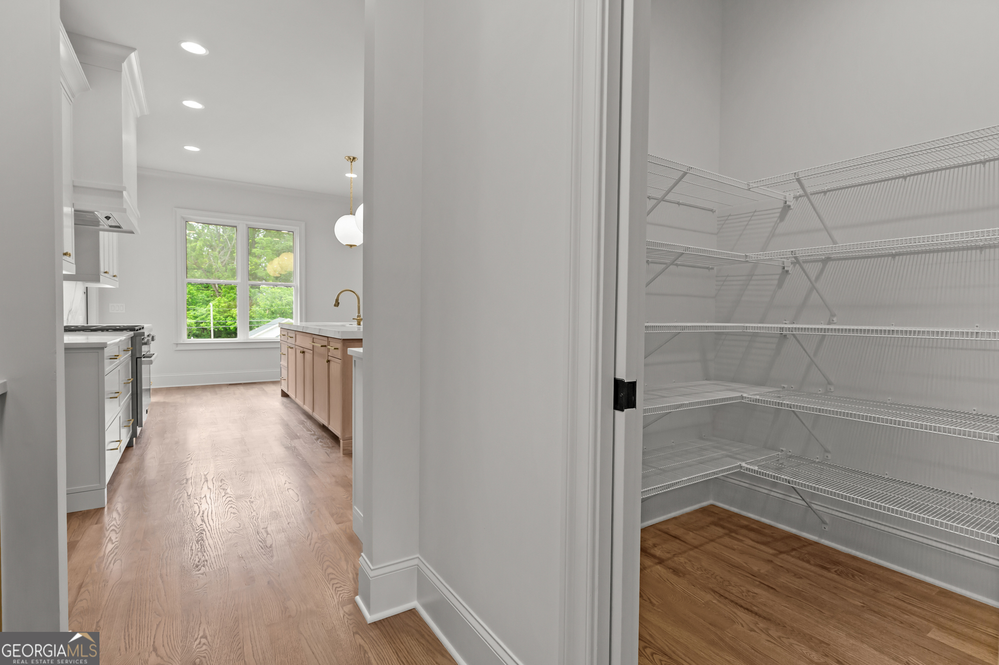 29 E Park Street Property Photo 16
