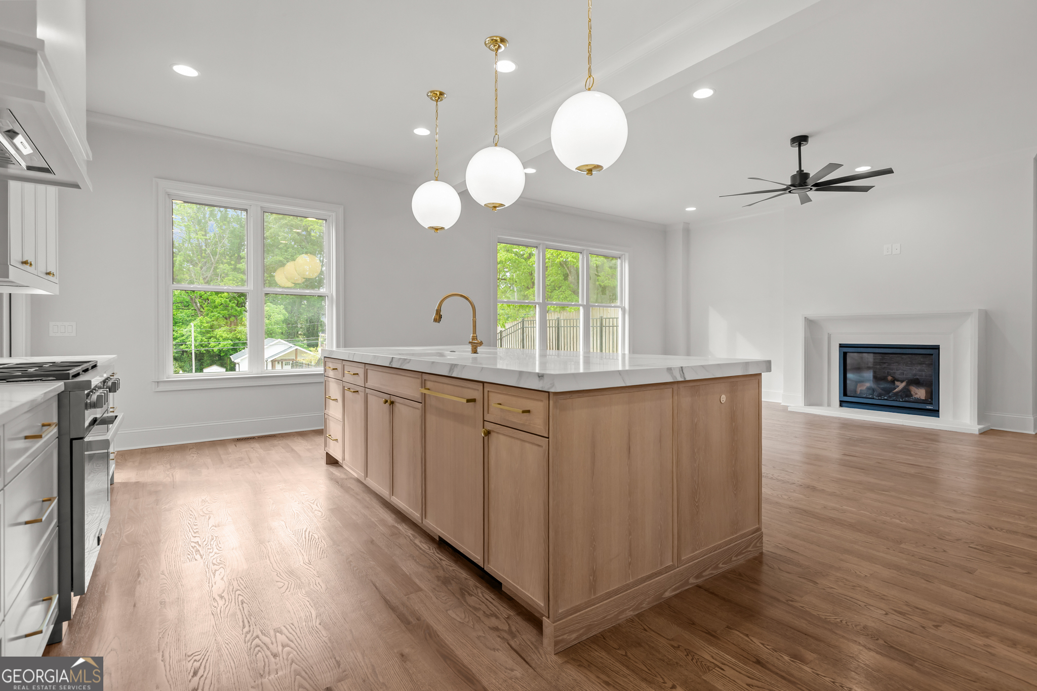 29 E Park Street Property Photo 18