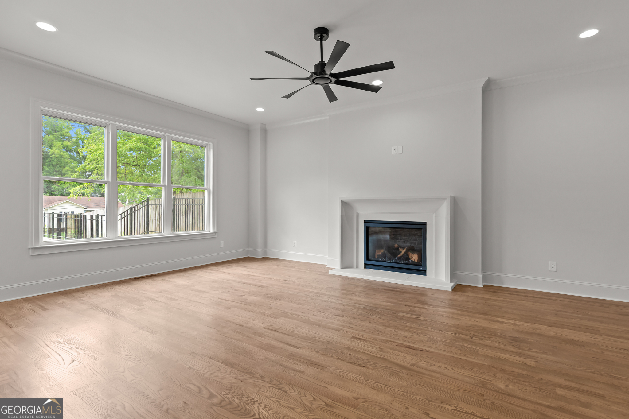 29 E Park Street Property Photo 27