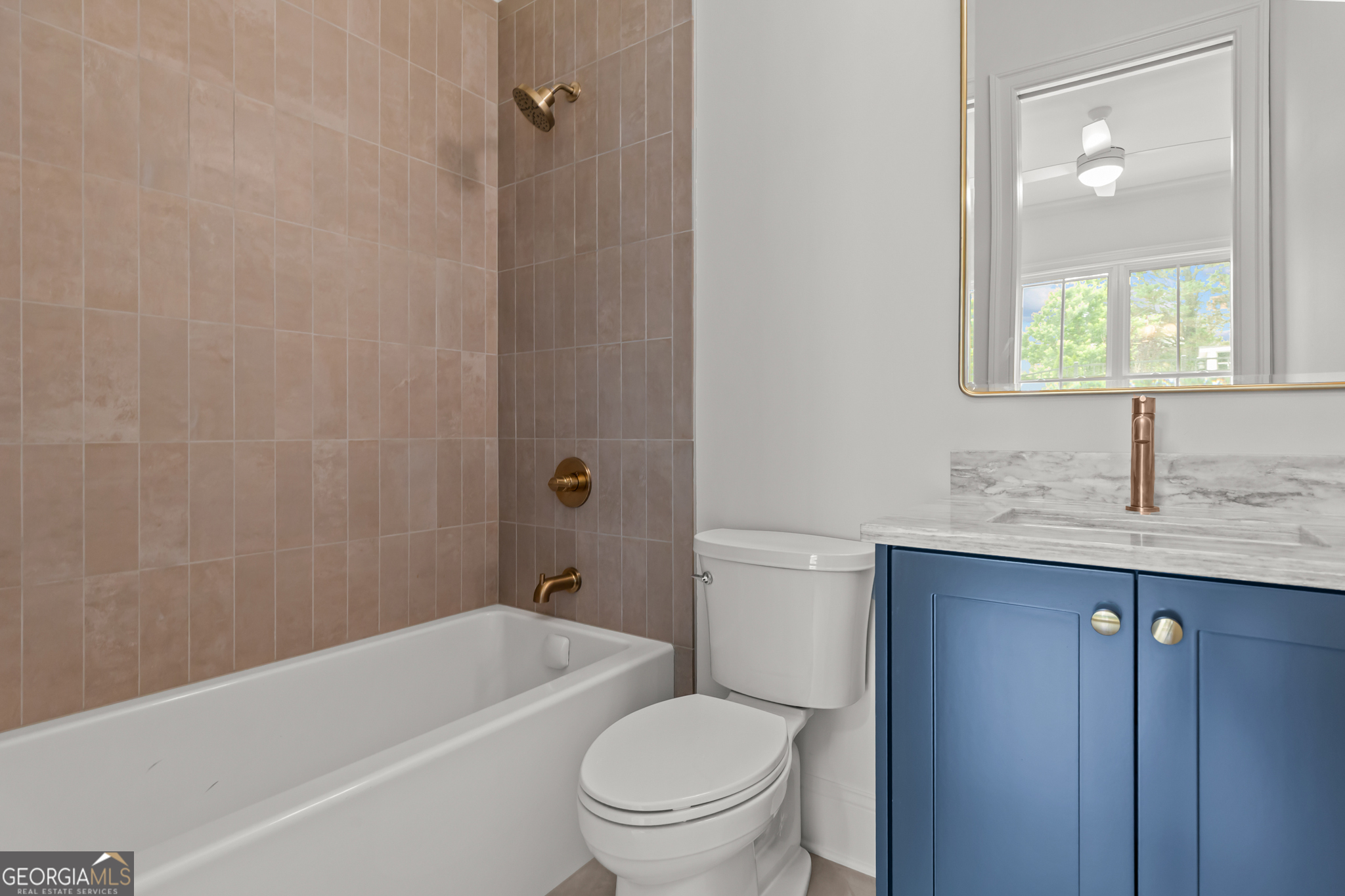 29 E Park Street Property Photo 37