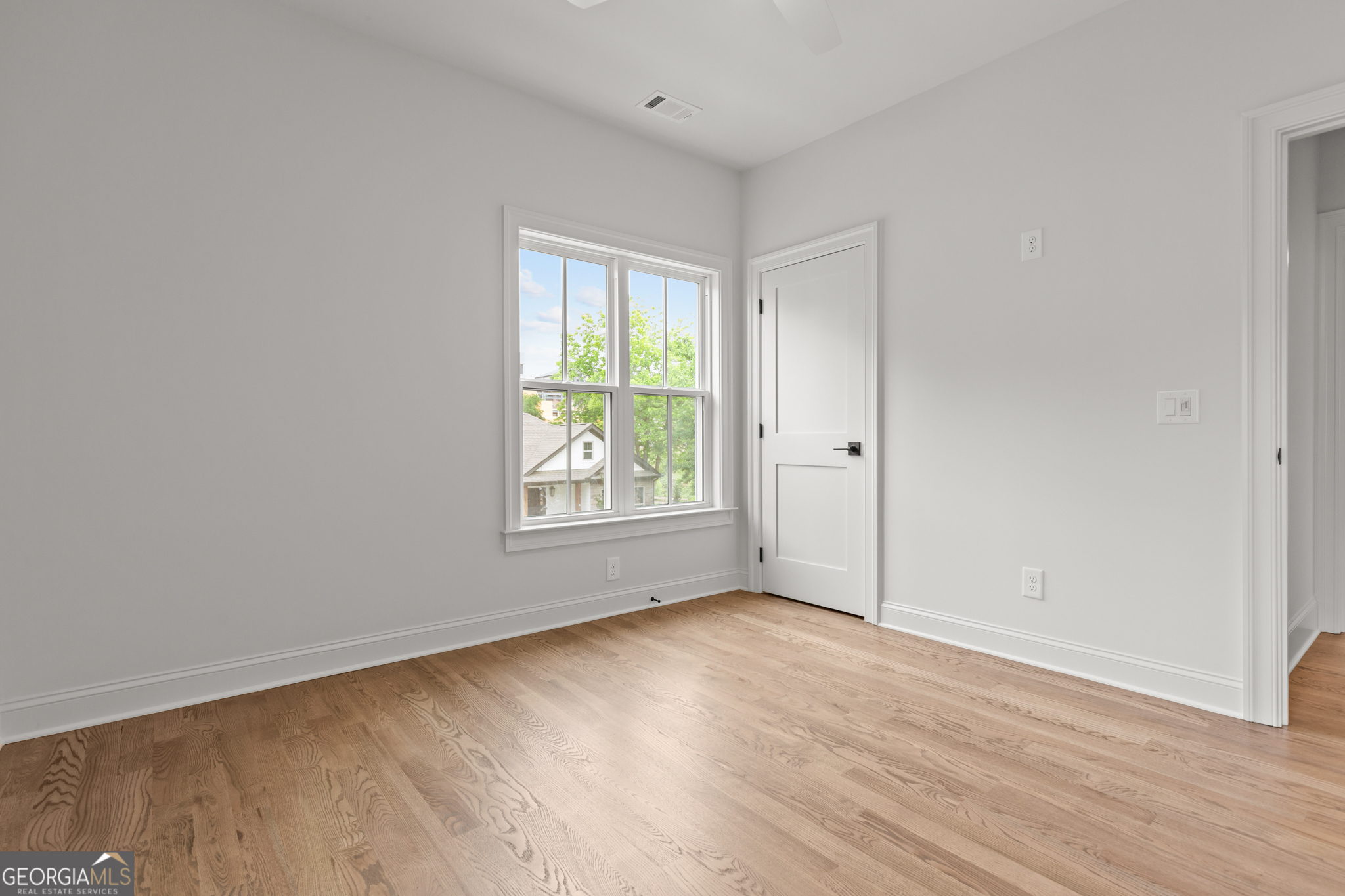 29 E Park Street Property Photo 55