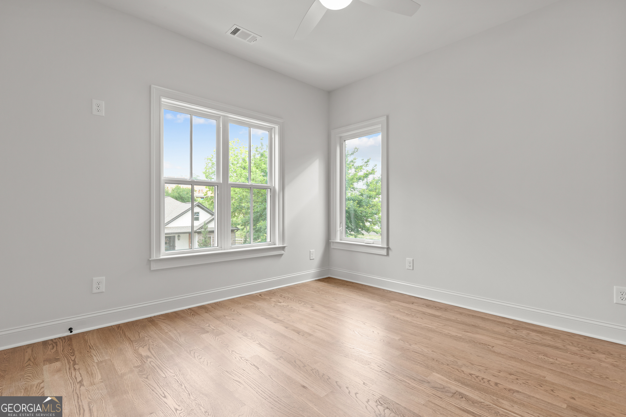 29 E Park Street Property Photo 56