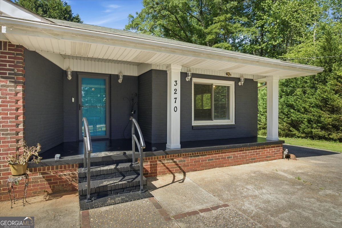 3270 Rex Road Property Photo 3
