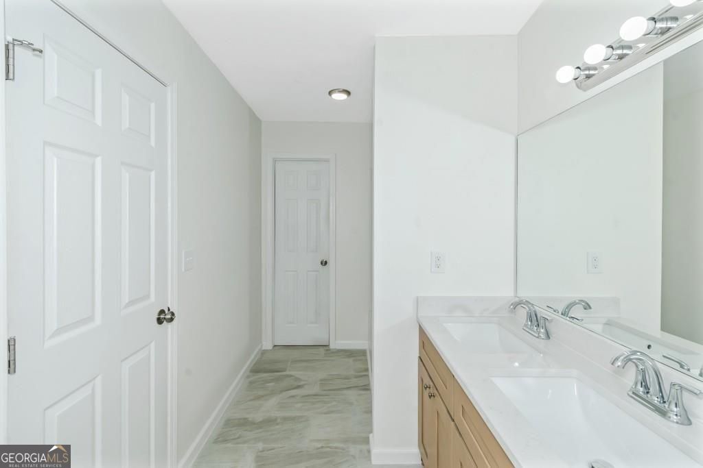 204 Mill Street Property Photo 29