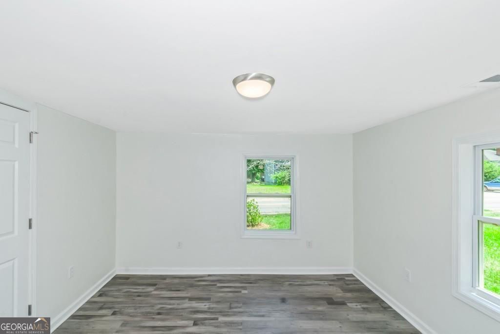 204 Mill Street Property Photo 37