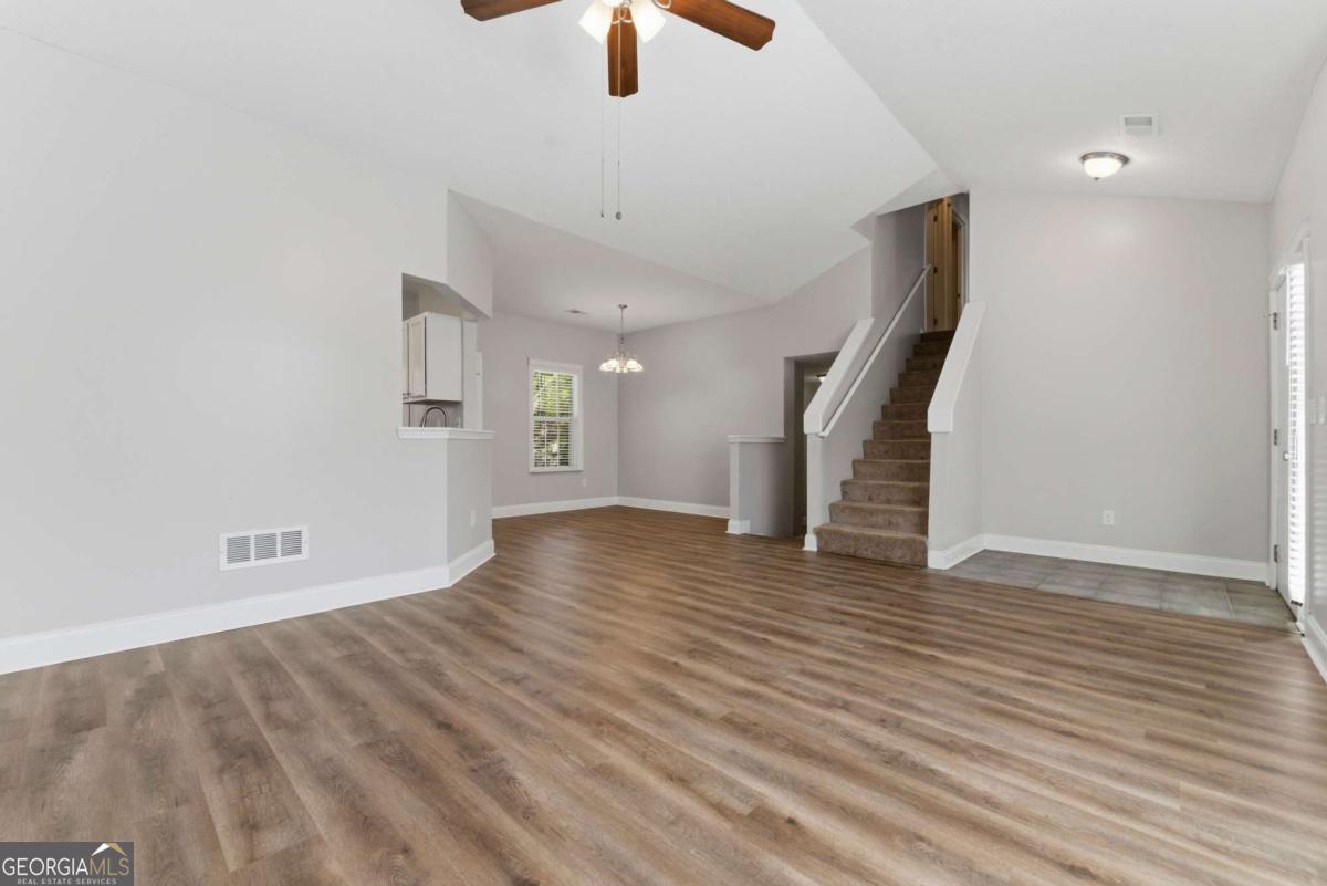 3022 Lake Park Trail Property Photo 4