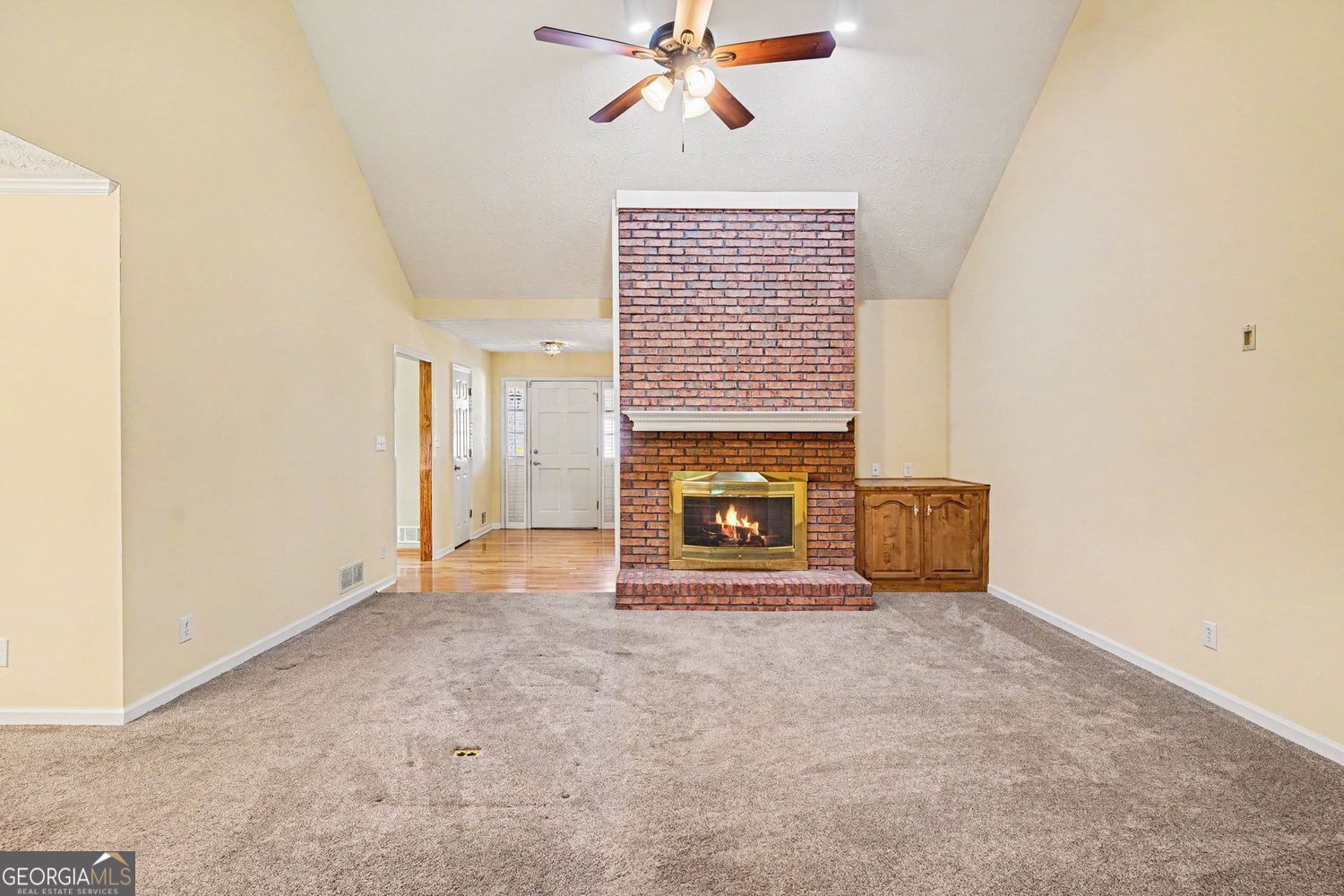 1180 Oakpark Drive Property Photo 5