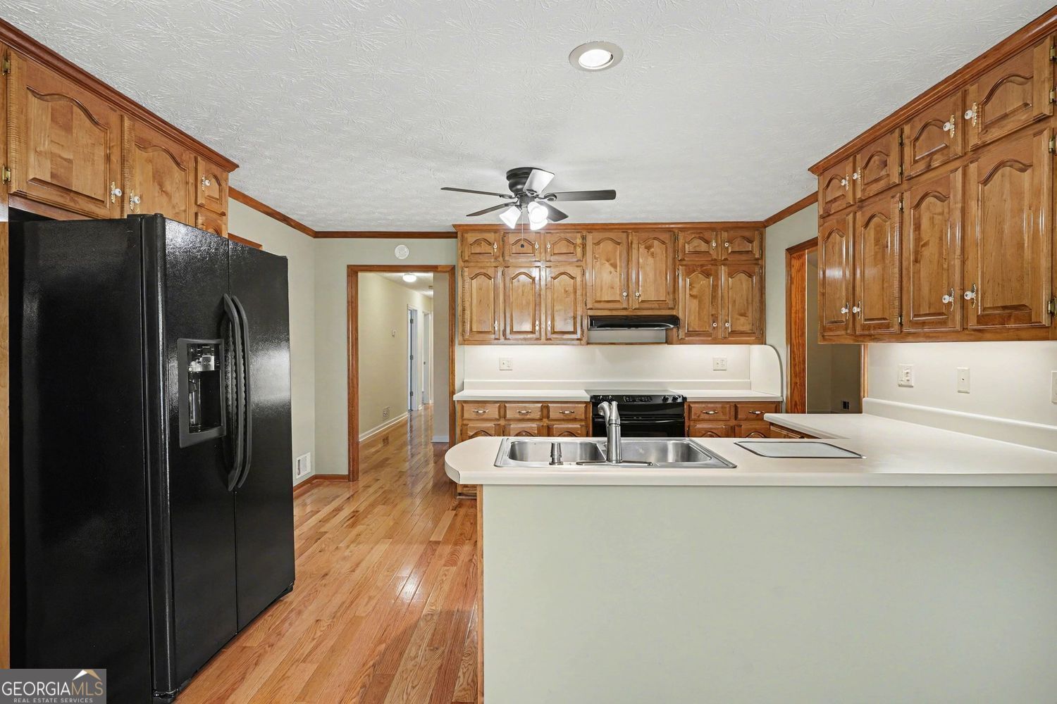 1180 Oakpark Drive Property Photo 8