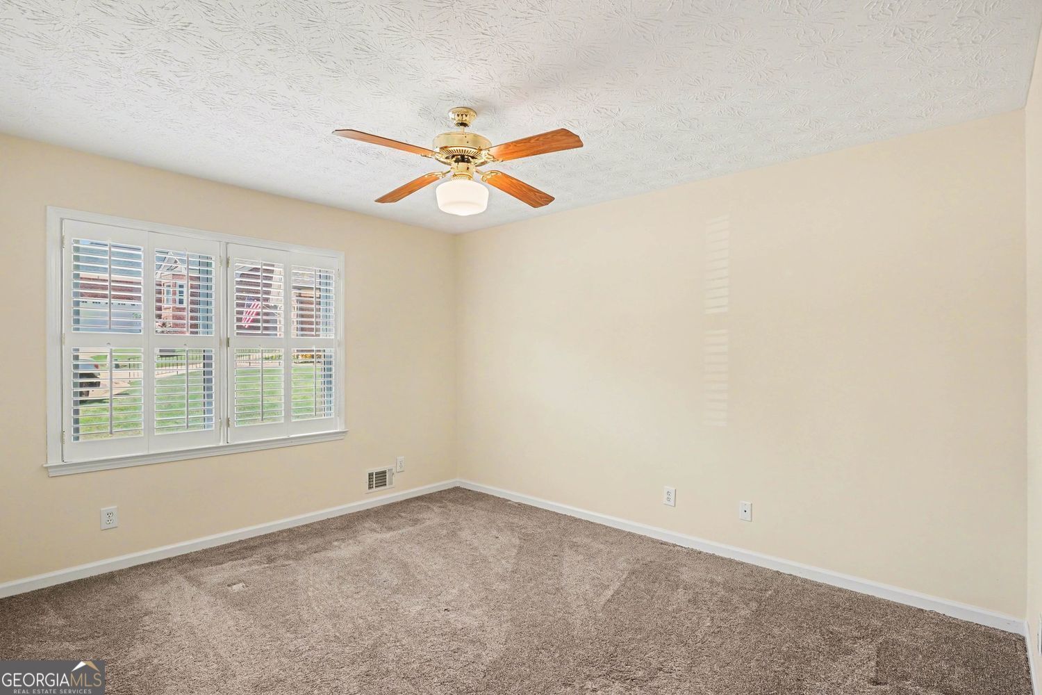 1180 Oakpark Drive Property Photo 17