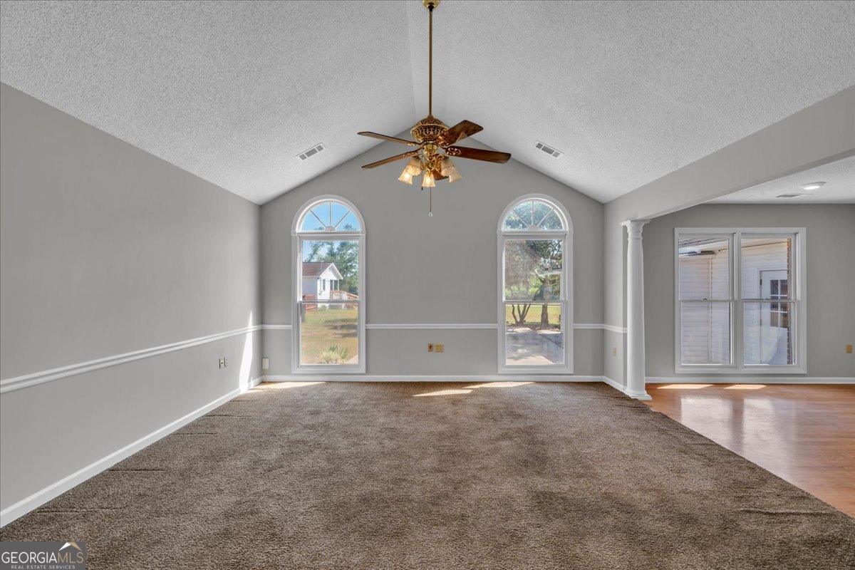 420 James Street Property Photo 4