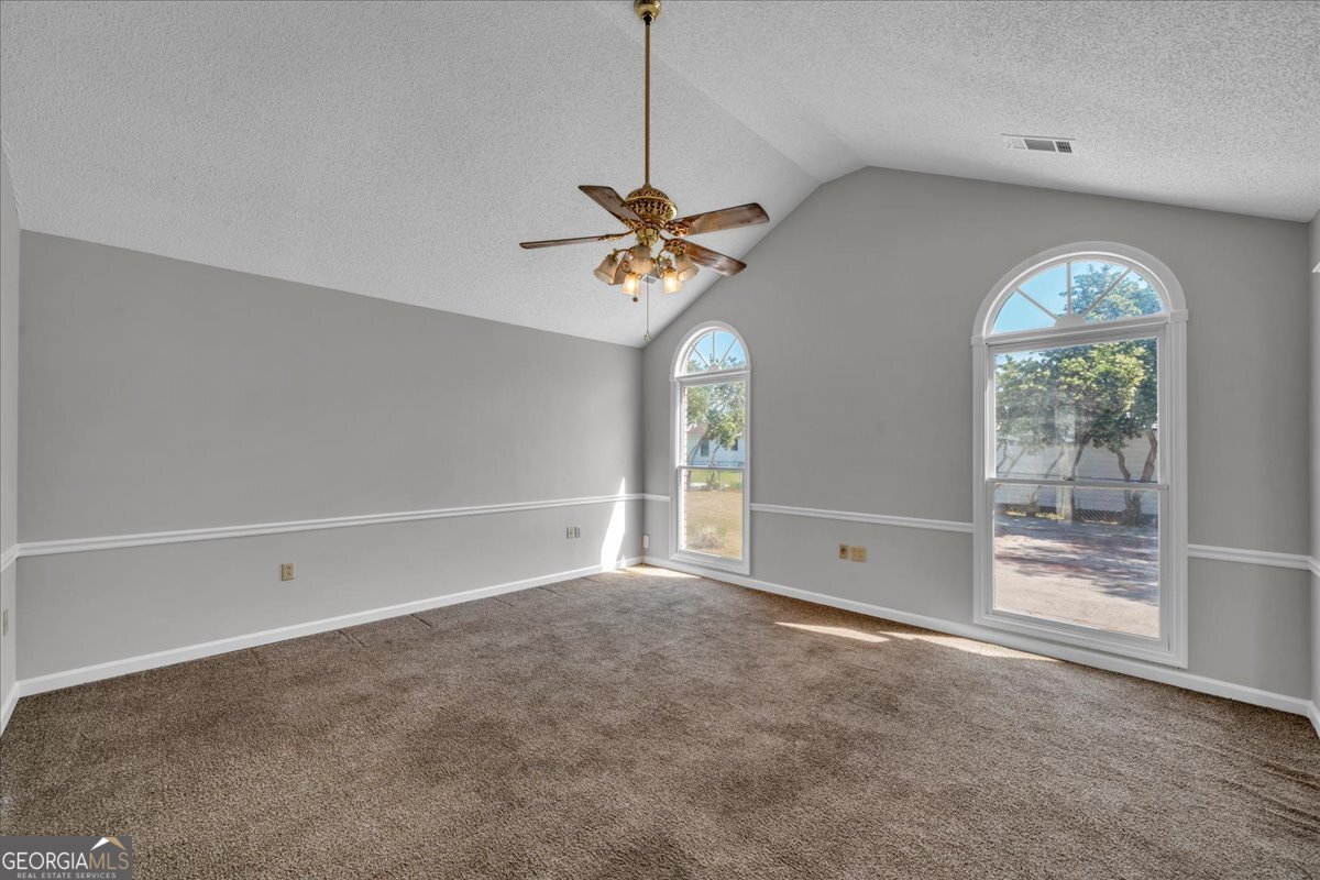 420 James Street Property Photo 8