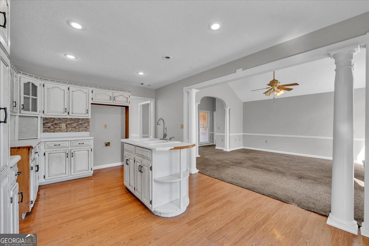 420 James Street Property Photo 10