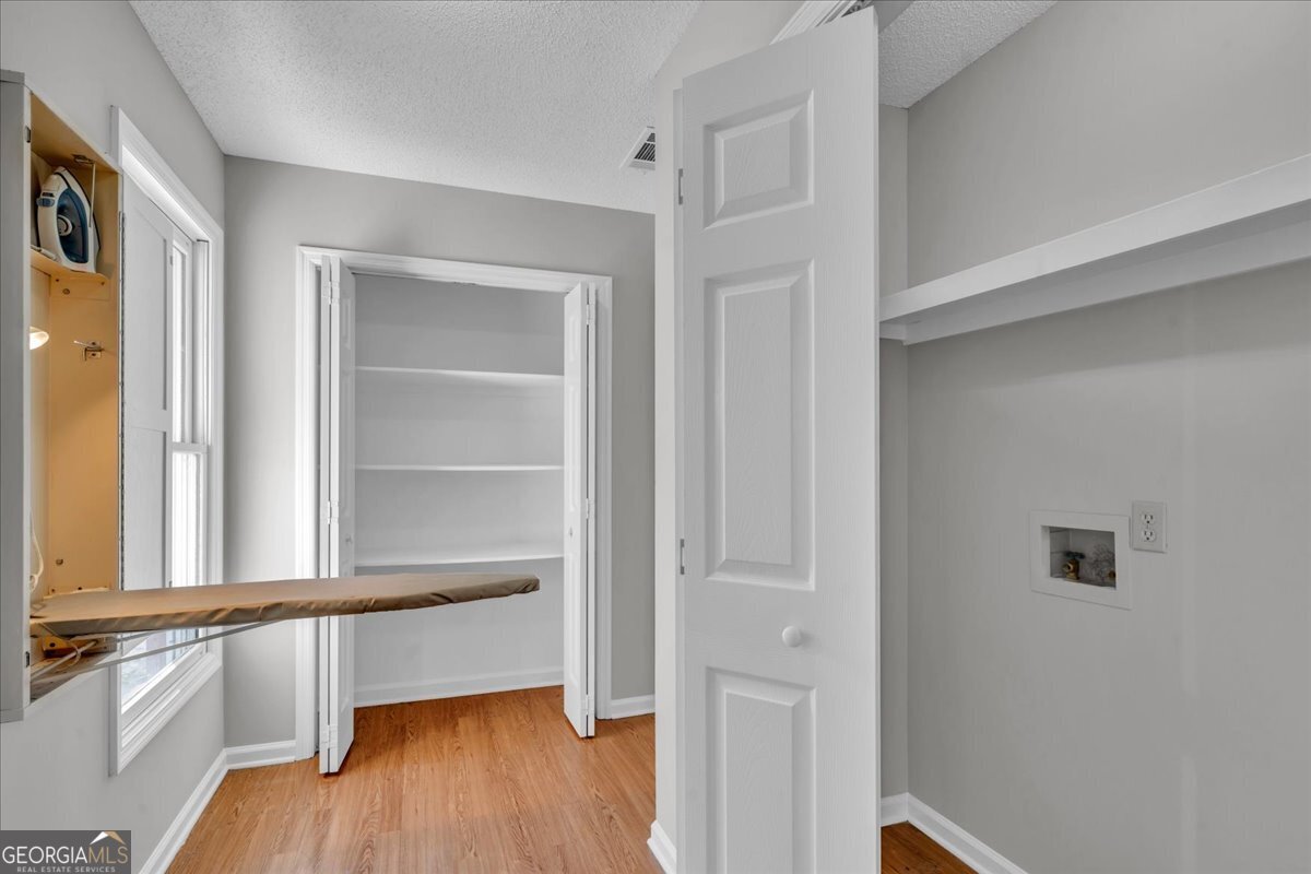 420 James Street Property Photo 18