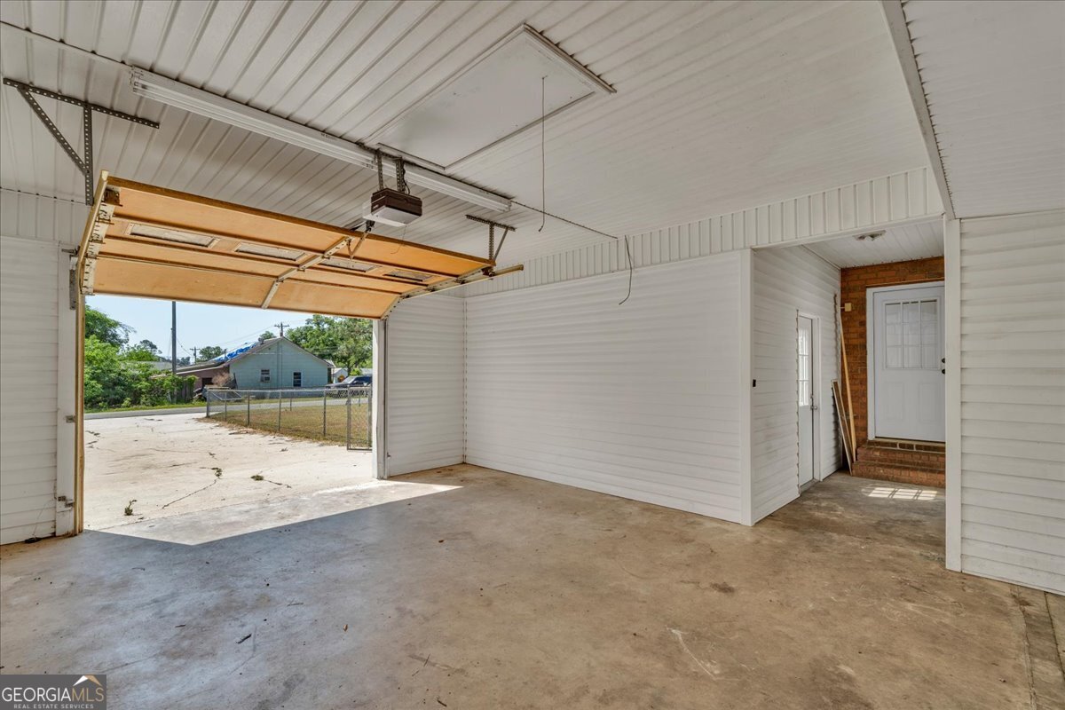 420 James Street Property Photo 34