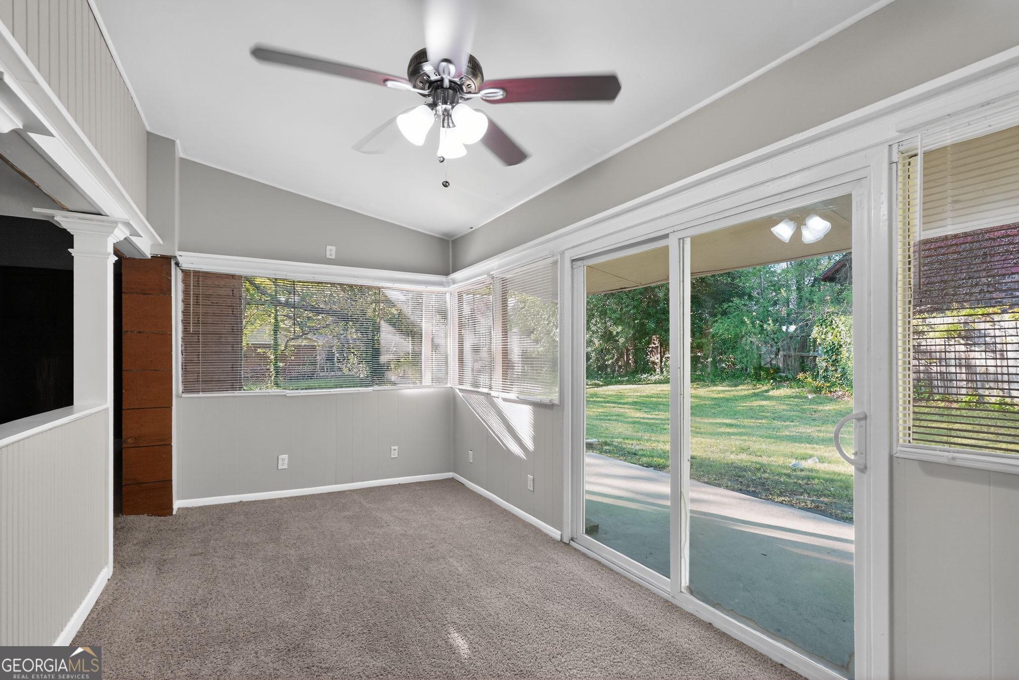 3390 Valley Bend Road Property Photo 12