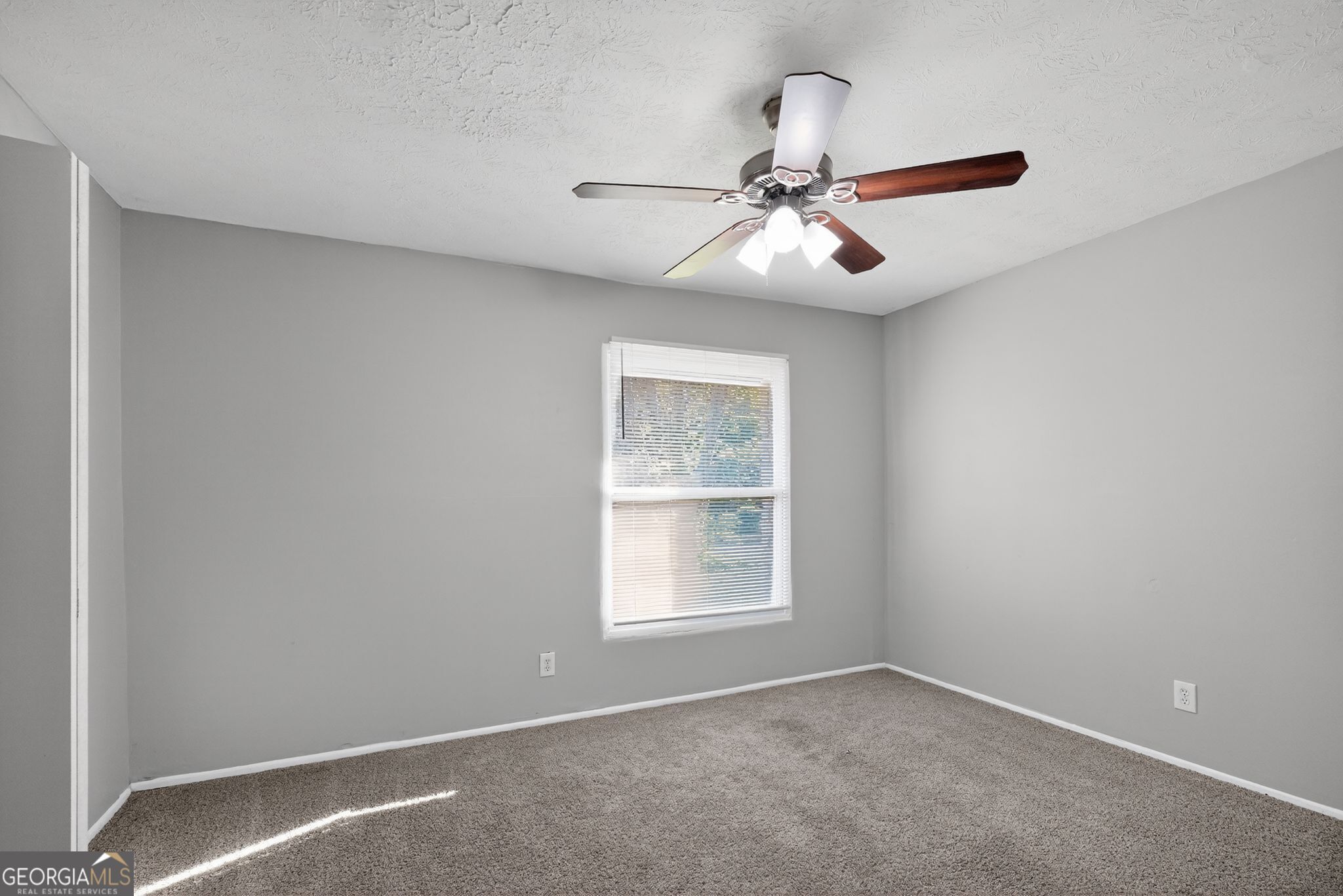 3390 Valley Bend Road Property Photo 32
