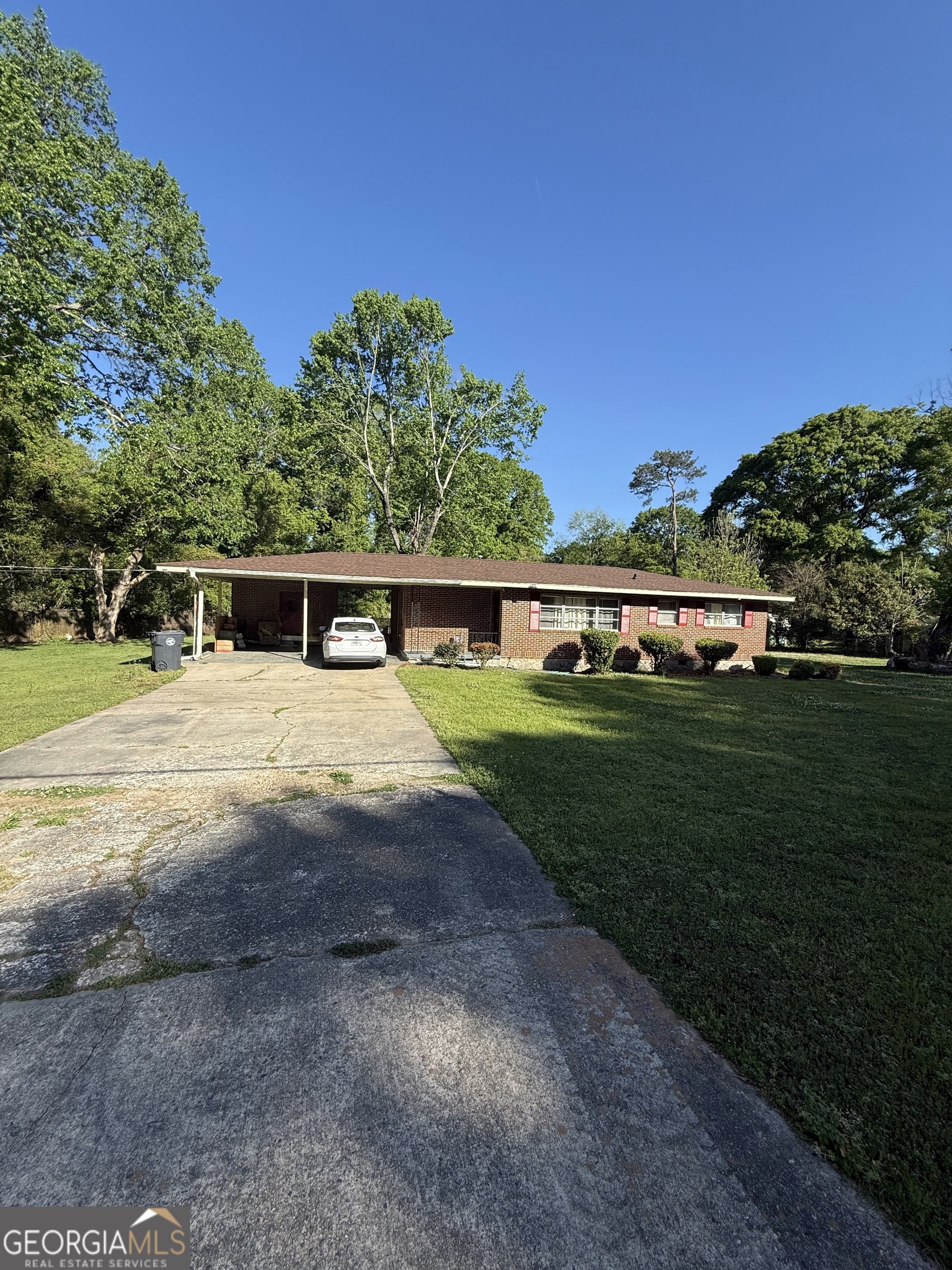 170 Fayette Avenue Property Photo 1