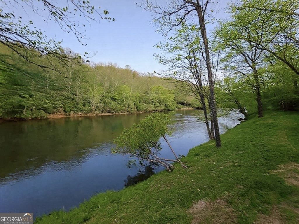 Lot 5 Riverbend Manor Property Photo 4