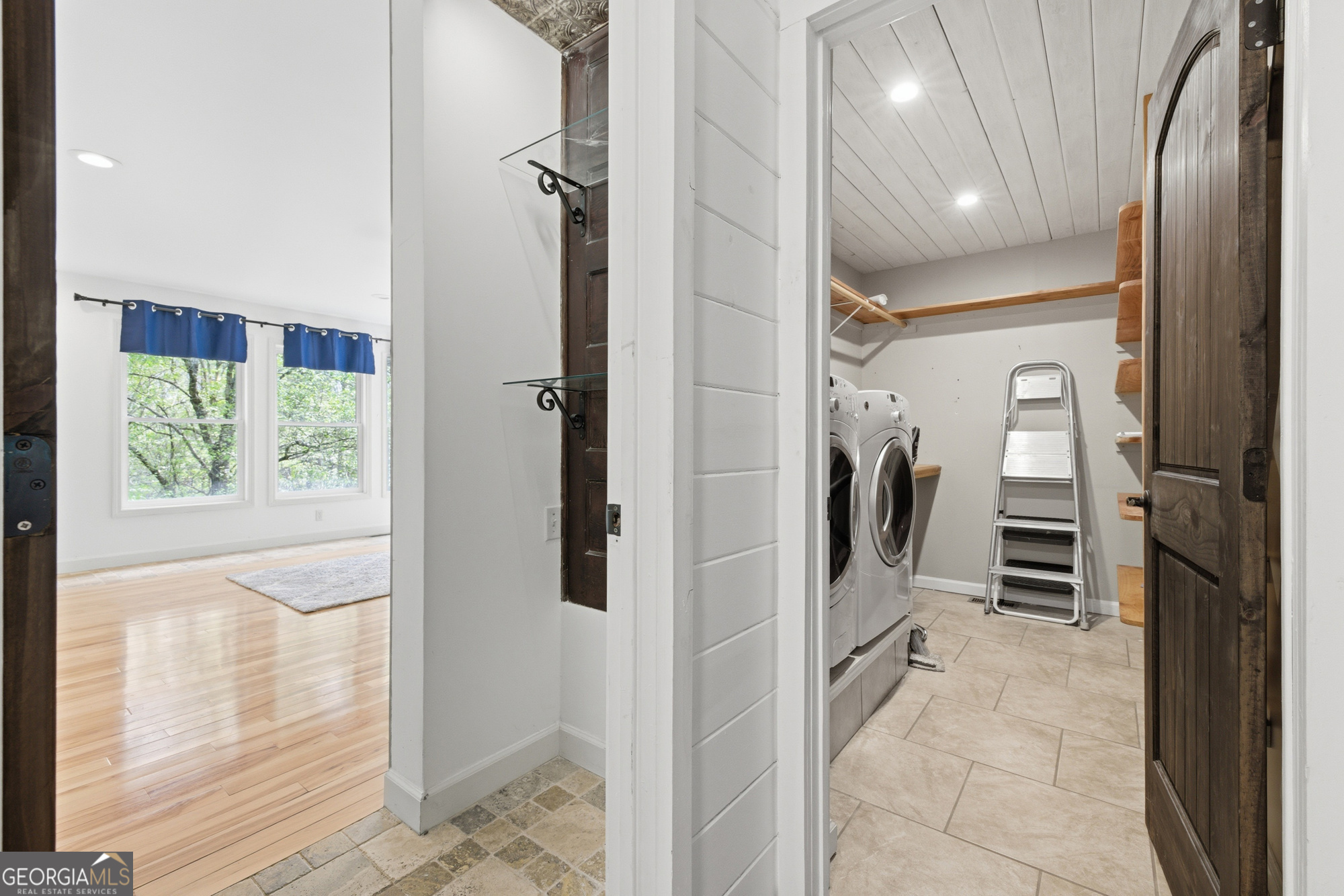 2685 Messer Road Property Photo 10