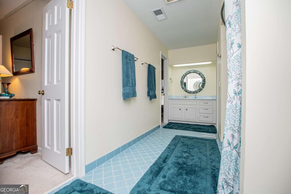 203 S Ole Hickory Trail Property Photo 45
