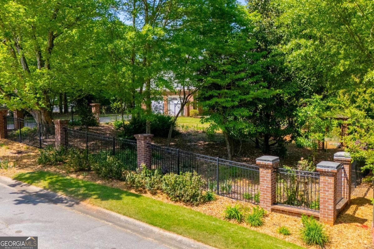 203 S Ole Hickory Trail Property Photo 61