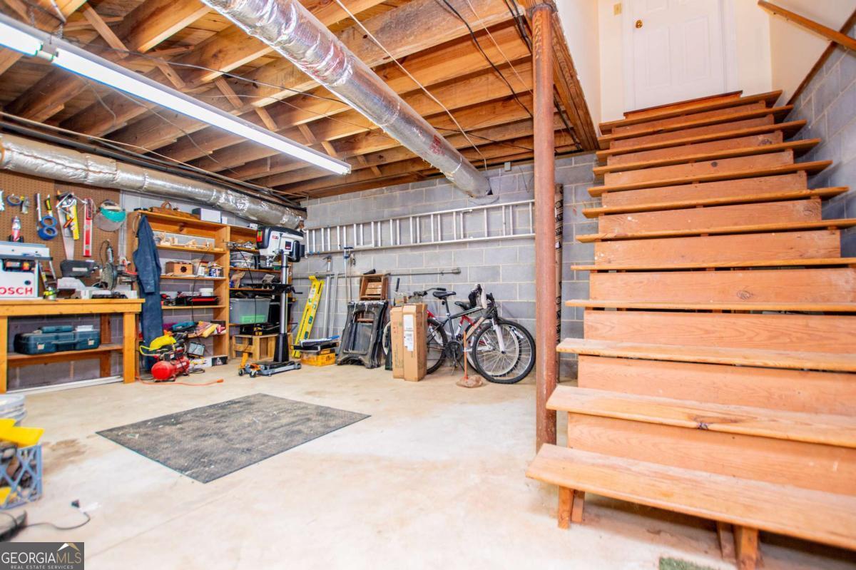 203 S Ole Hickory Trail Property Photo 84
