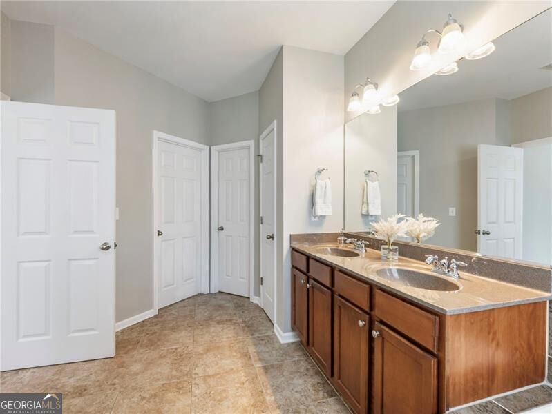 7529 Brookstone Circle Property Photo 39