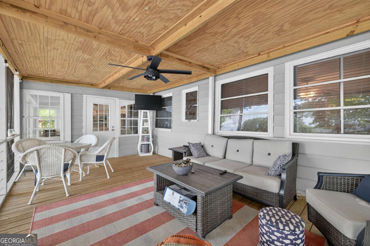 108d Southshore Drive Property Photo 6