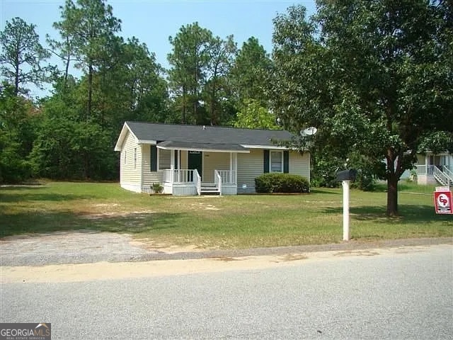 2235a Moncrieff Street Property Photo 1