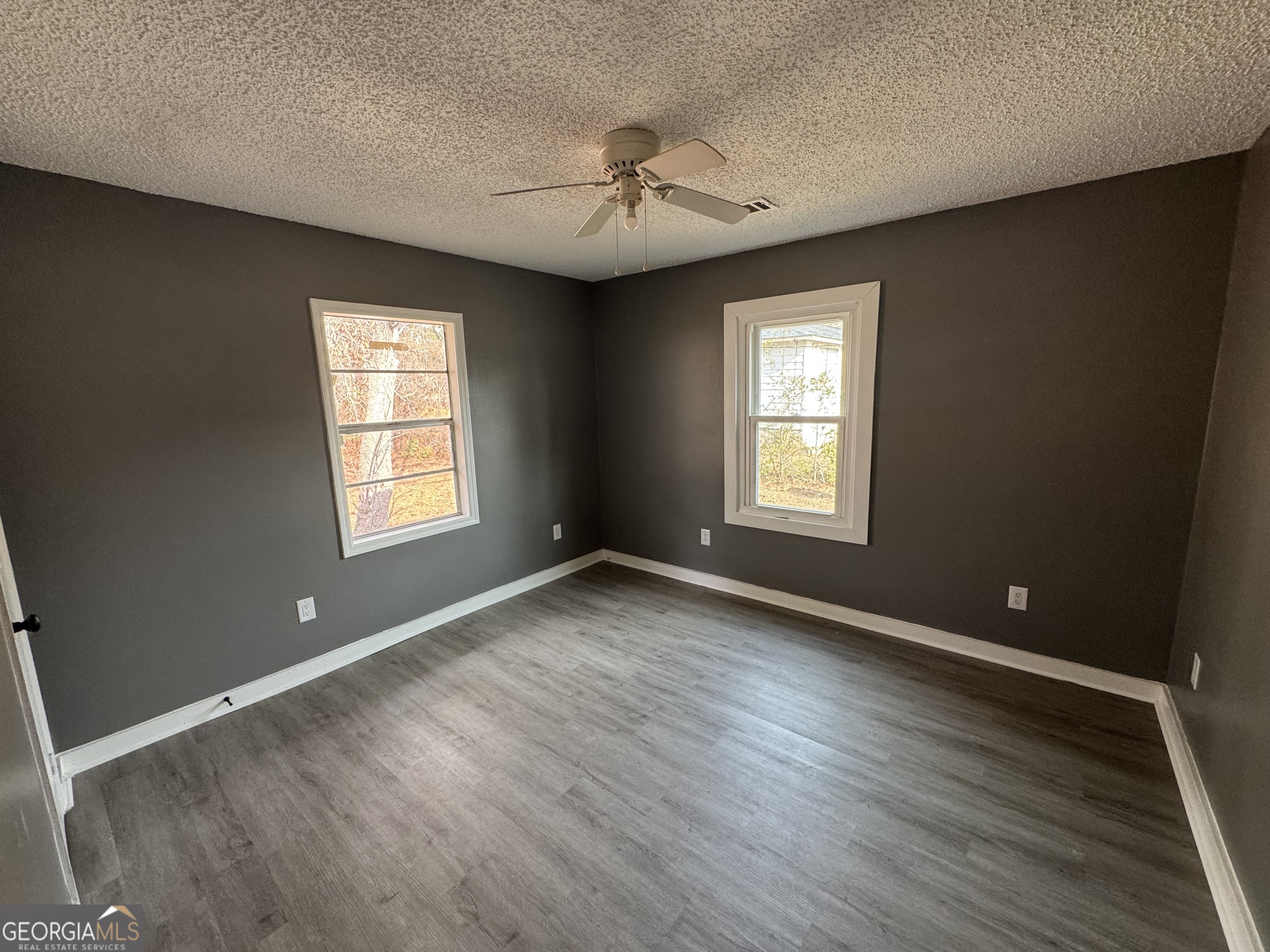 2235a Moncrieff Street Property Photo 5