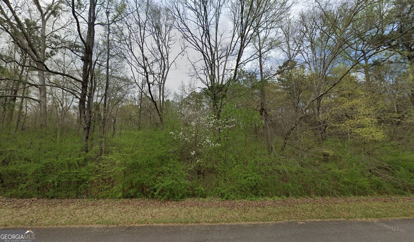 40 Riverbend Drive Property Photo 2