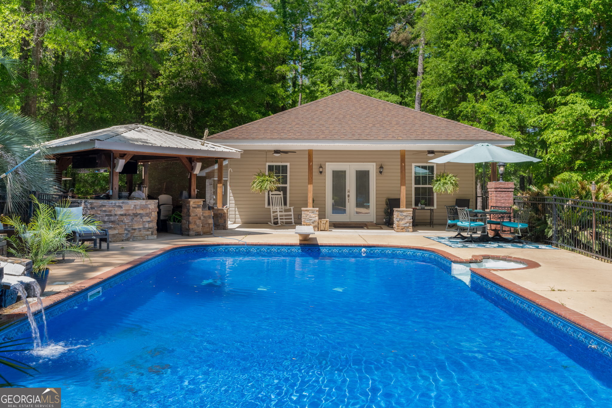 660 Hatchee Ridge Road Property Photo 4
