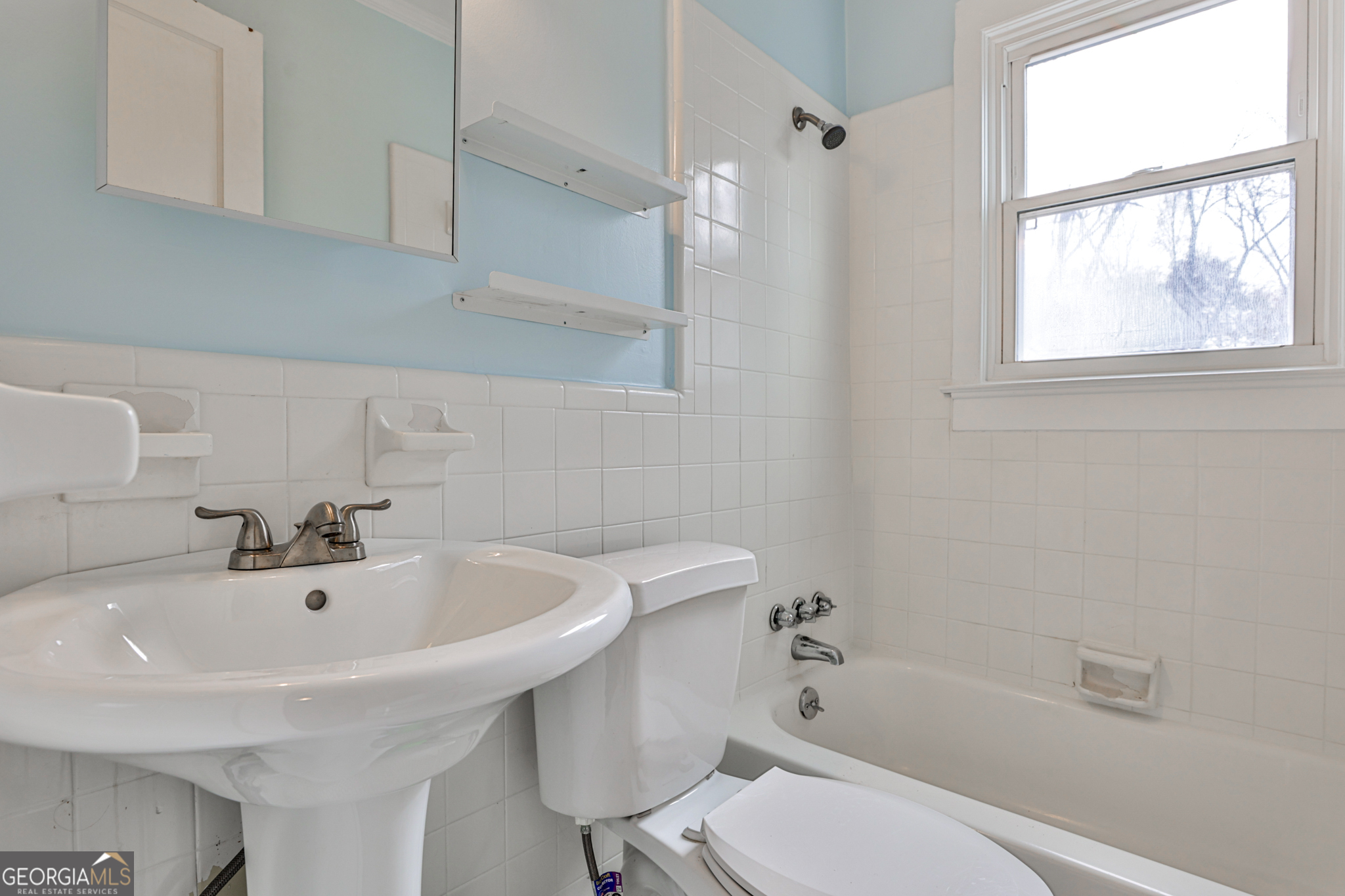 3537 W Hill Street Property Photo 14
