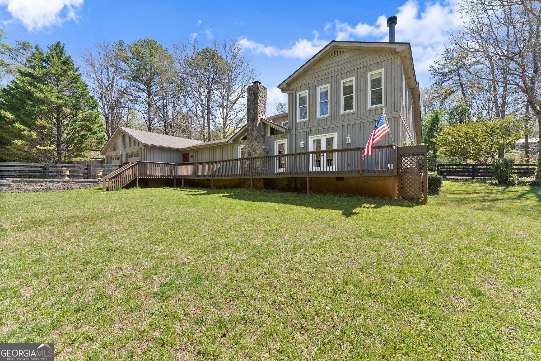 290 Chastain Road Property Photo 5
