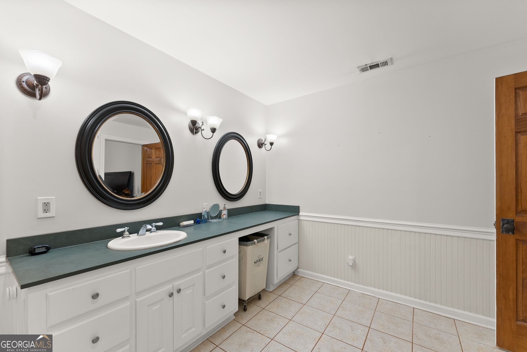 290 Chastain Road Property Photo 23
