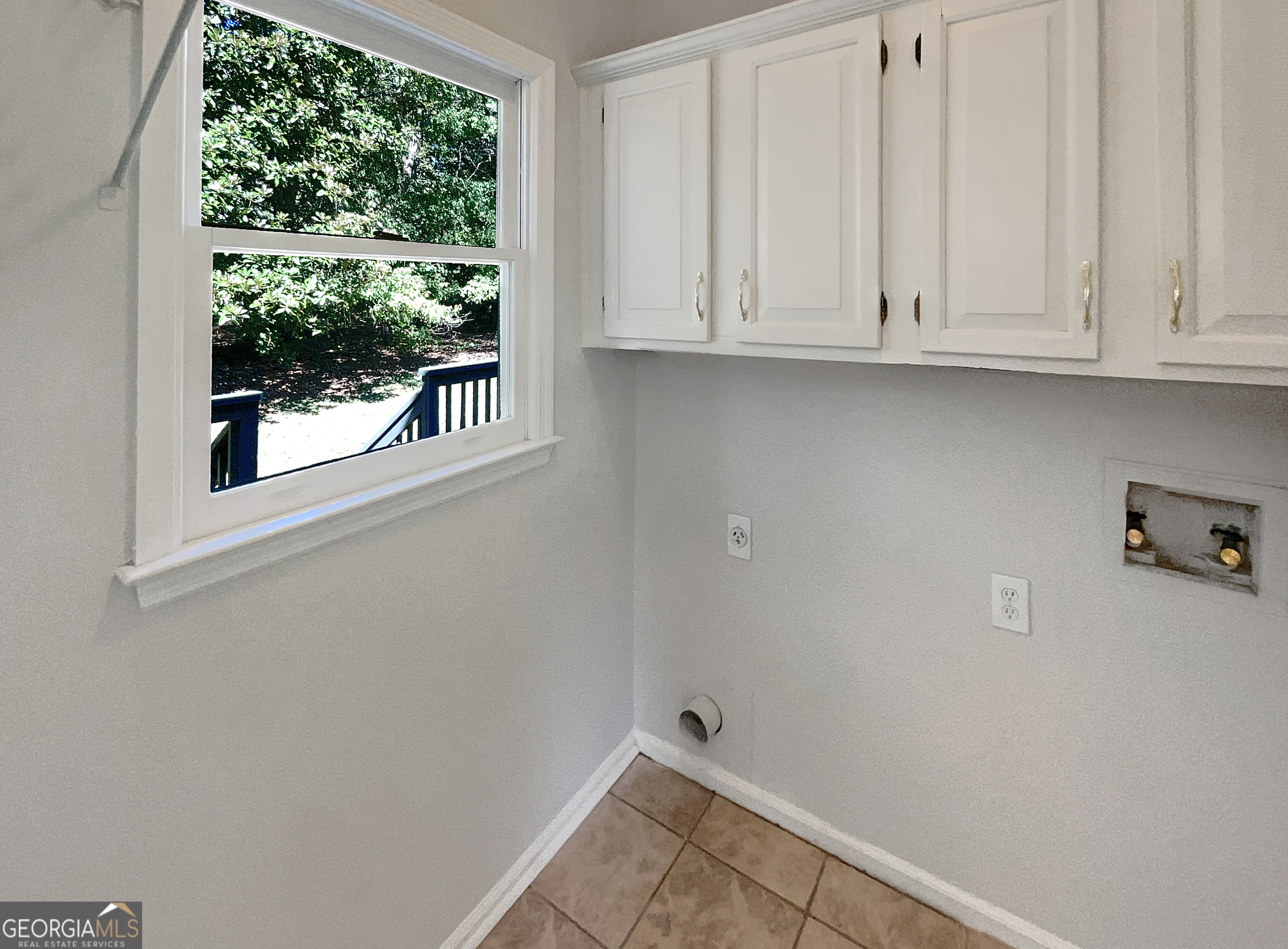 3526 W Hampton Drive Nw Property Photo 19