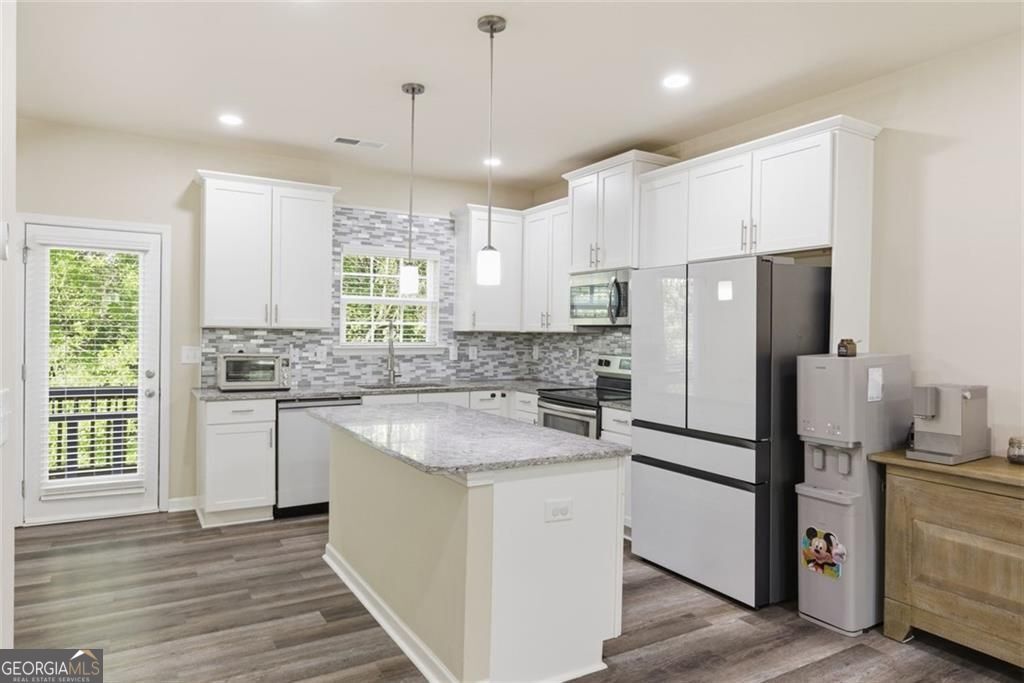 4322 Buford Valley Way Property Photo 9