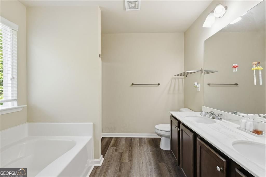 4322 Buford Valley Way Property Photo 23