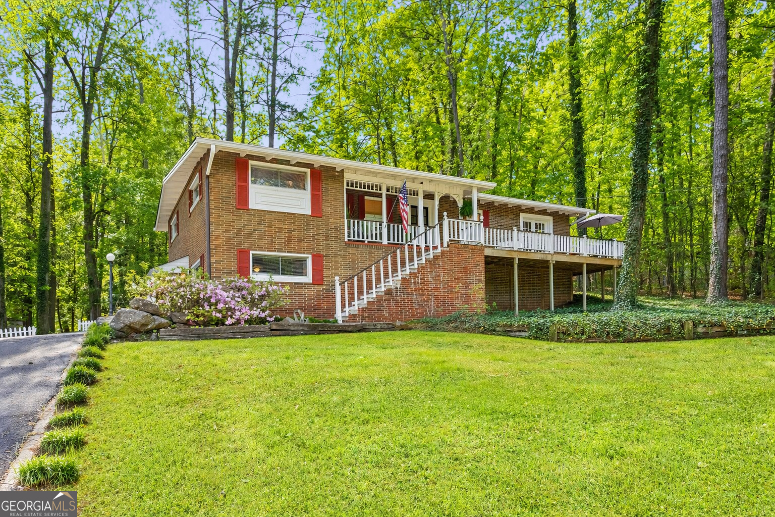 495 Bouldercrest Drive Sw Property Photo 1