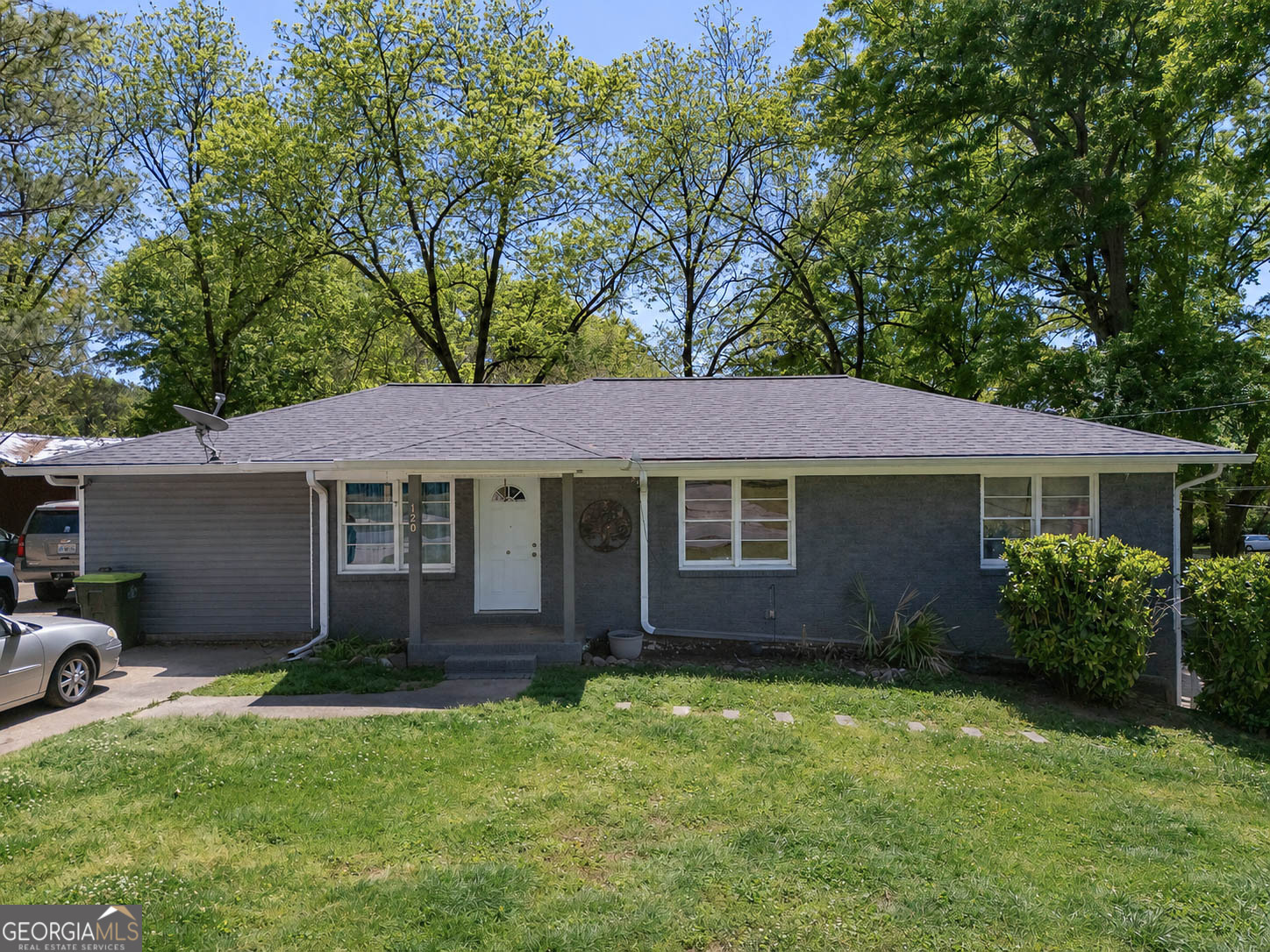 120 Bryan Street W Property Photo 32