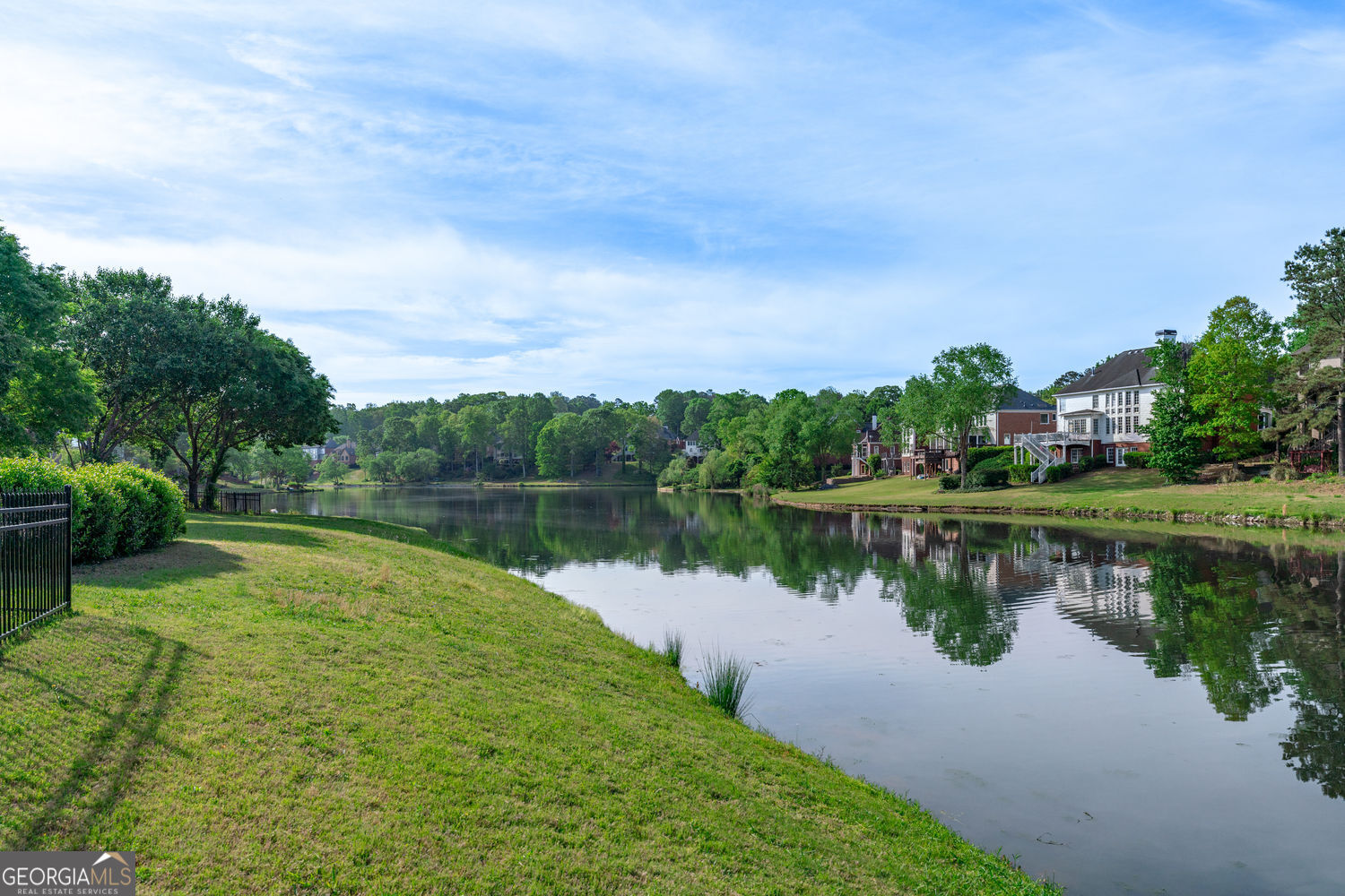 1718 Mulberry Lake Drive Property Photo 3