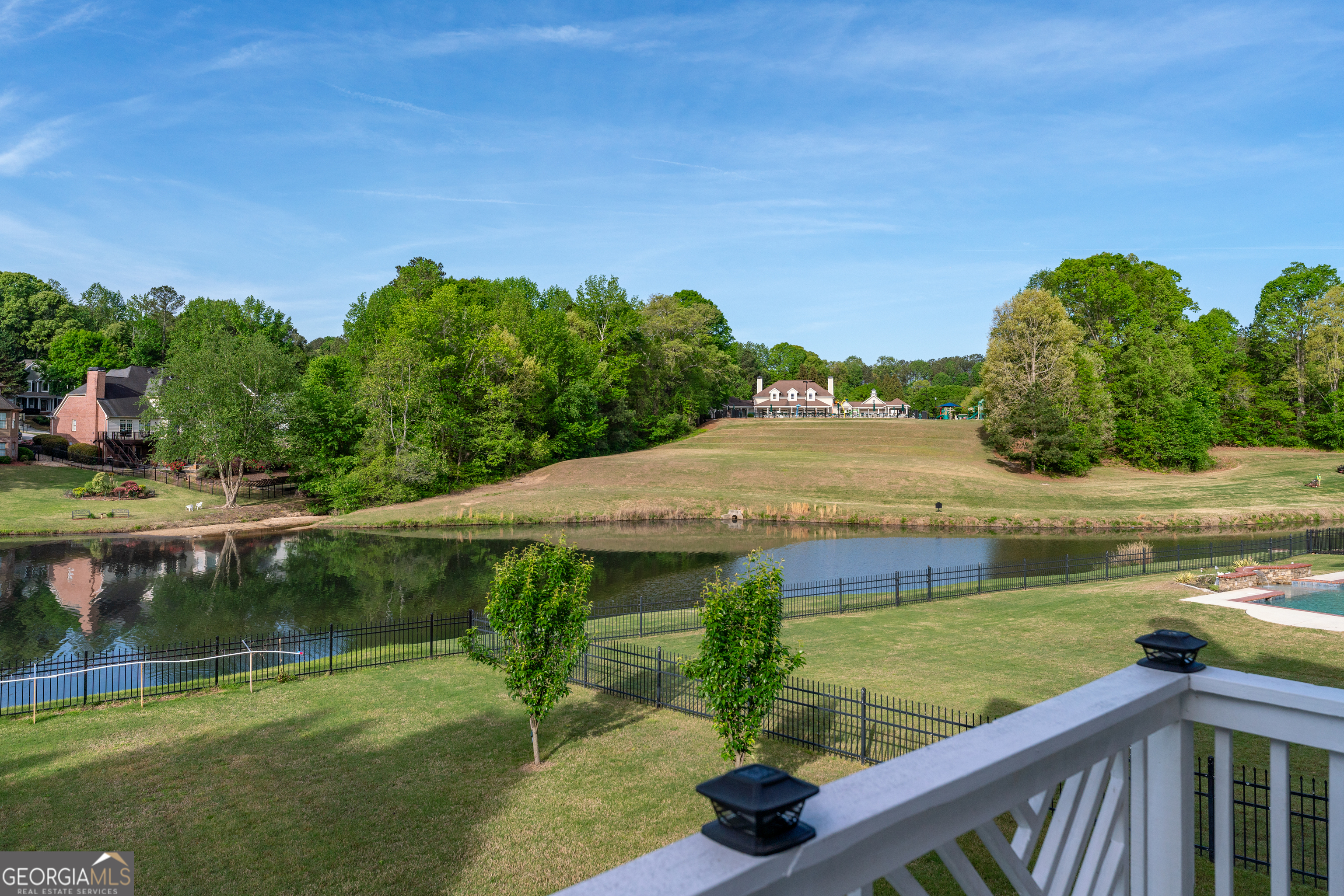 1718 Mulberry Lake Drive Property Photo 4