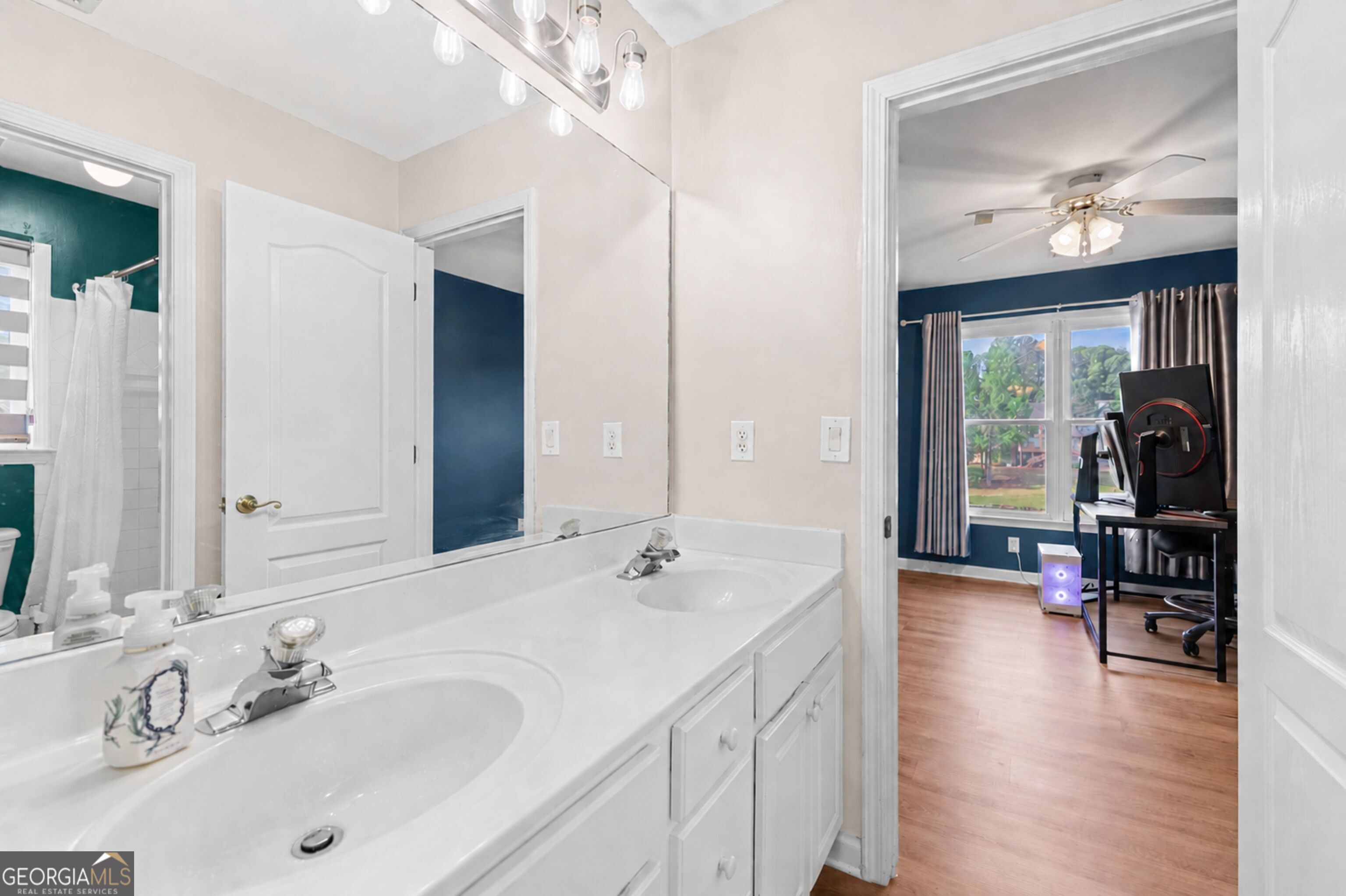 1718 Mulberry Lake Drive Property Photo 38